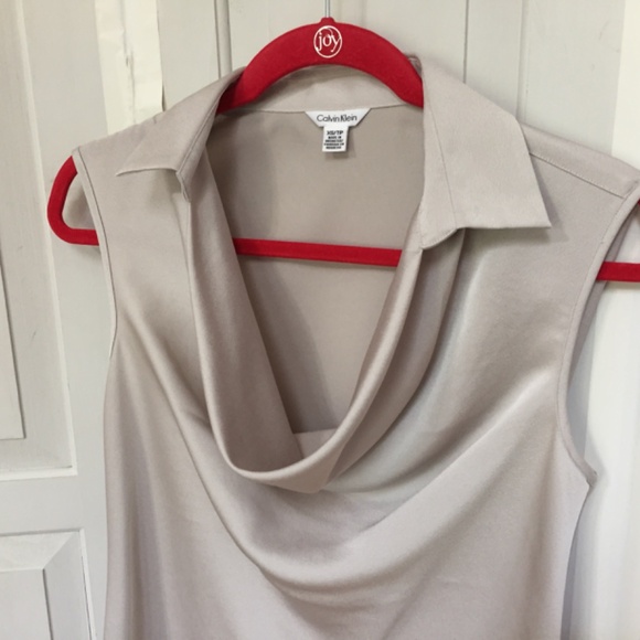 Calvin Klein Tan V-Neck Sweater - Picture 9 of 14